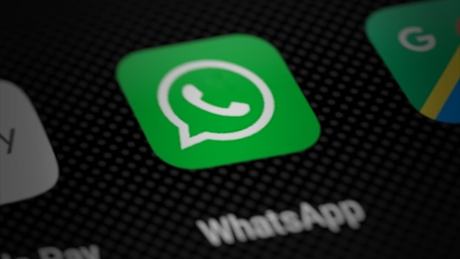 Icono de WhatsApp en la pantalla de un móvil (imagen de archivo)